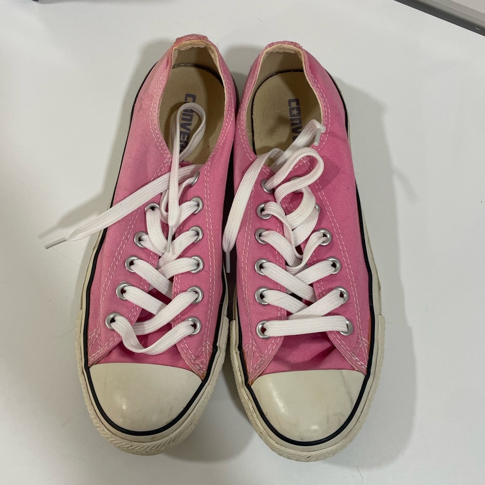 Pink Converse. Men size 7. Women size 9.
